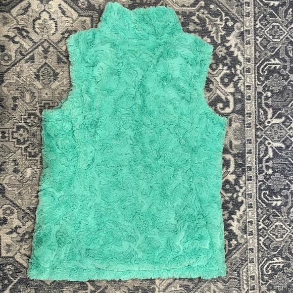 The North Face Girls Reversible Vest - Picture 5 of 6